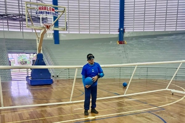 Inscrições abertas para aulas gratuitas de Goalball para deficientes visuais