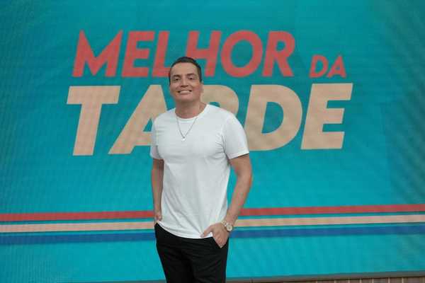 "Pago R$ 40 mil se falar o nome", diz Leo Dias sobre processo de Anitta