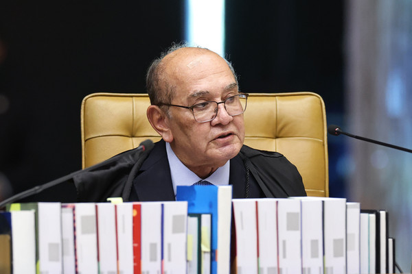 Gilmar nega conhecimento sobre negociação entre ex-cunhado e Daniel Vorcaro