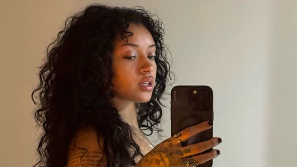 Quem é Amber Marie, namorada da filha de Xanddy e Carla Perez