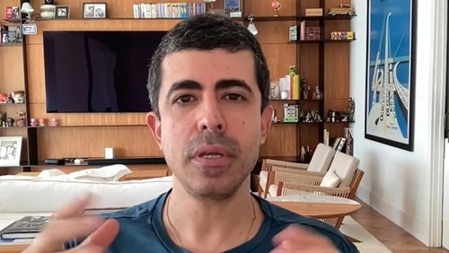 Marcius Melhem faz acordo e encerra processo por acusação de assédio sexual