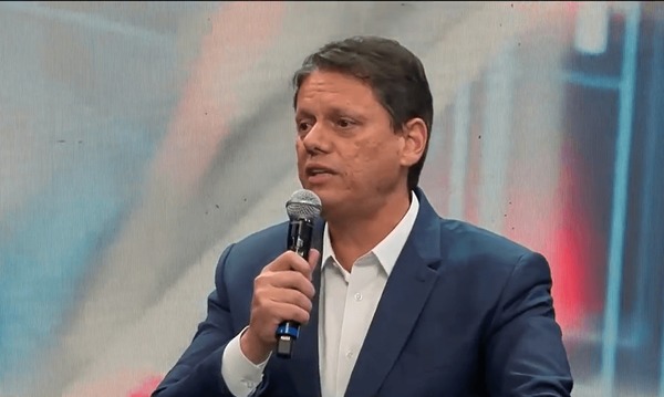 Tarcísio atribui resultado eleitoral a 'esgotamento com o lulopetismo'