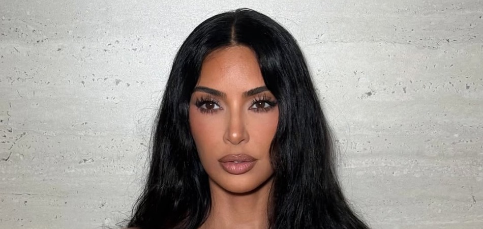 Kim Kardashian choca ao revelar quantas babás tem para quatro filhos
