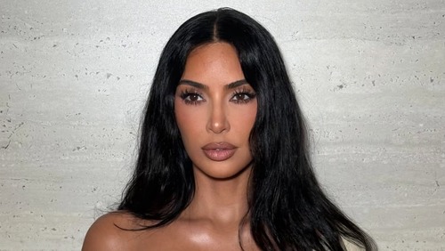 Kim Kardashian choca ao revelar quantas babás tem para quatro filhos