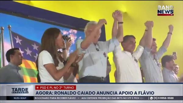 Caiado oficializa apoio a Flávio Bolsonaro no 2º Turno durante ato em Goiás