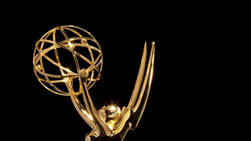 Emmy abandona TV aberta e fecha acordo de seis anos com Prime Vídeo