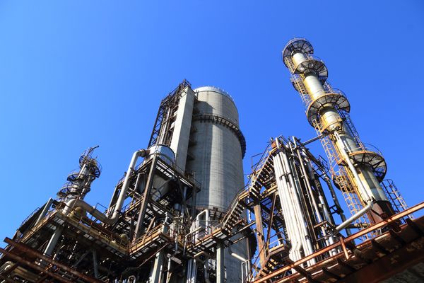 Faturamento da indústria cai 3,5% em agosto, informa CNI