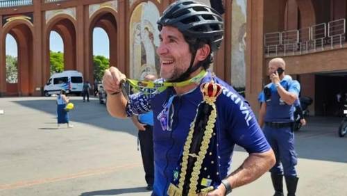 Daniel peregrina até Aparecida; veja famosos que já fizeram o trajéto a pé