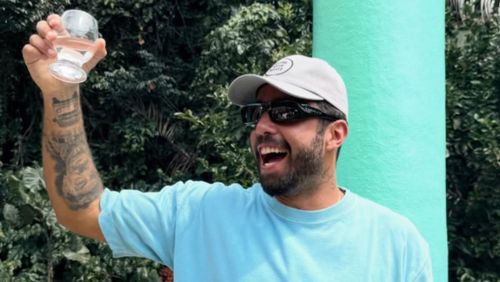 Pedro Scooby expõe passado doloroso após ser citado em processo