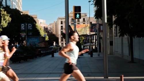 Caminhada, corrida e dança ajudam a combater a depressão, aponta estudo