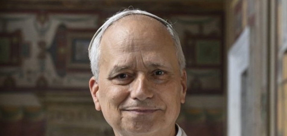 Papa Leão XIV é diagnosticado com câncer no pulmão