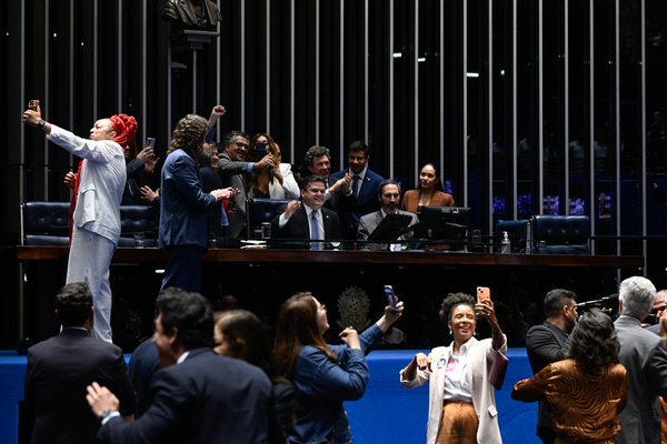 Fim da escala 6x1: Veja como foi a votação; apenas Mourão votou não