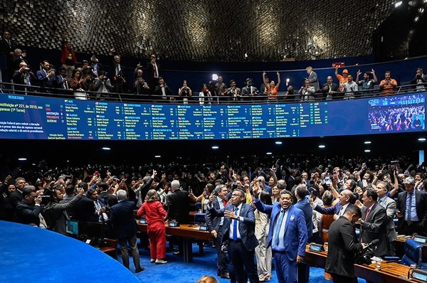 Senado aprova o fim da escala 6x1: perguntas e respostas sobre a nova regra
