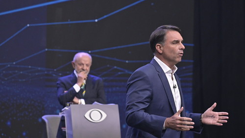 Debate na Band: Flávio e Lula discutiram maioridade penal e castração química; veja