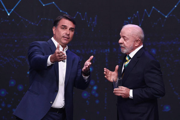 Debate na Band: Candidatos não exploraram crise institucional no STF, diz Juliana Rosa