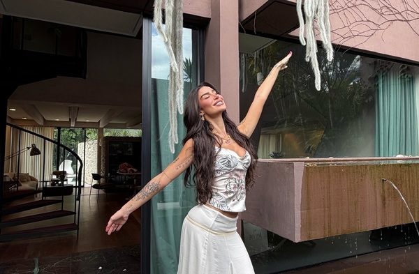 Bianca Andrade mostra detalhes de nova mansão com três andares em SP