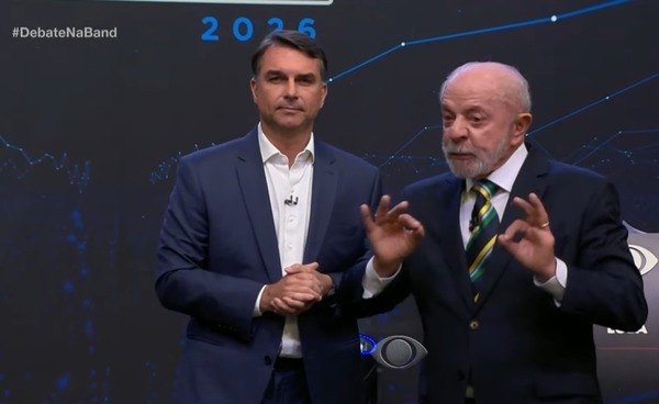 Debate na Band: Lula diz a Flávio que aceita voto de 100% dos presos: 'Até do seu pai'