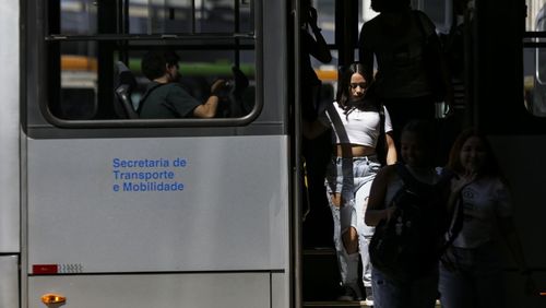 Governo envia ao Congresso proposta de tarifa zero no transporte