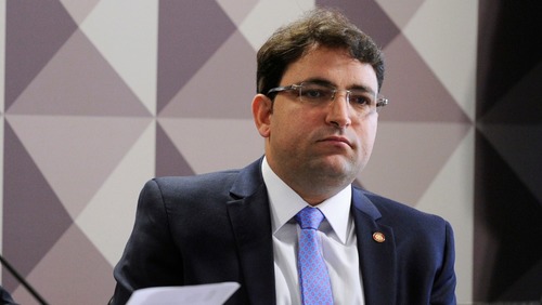 Willer Tomaz nega irregularidades em sala-cofre de hangar: 'Beira o ridículo'