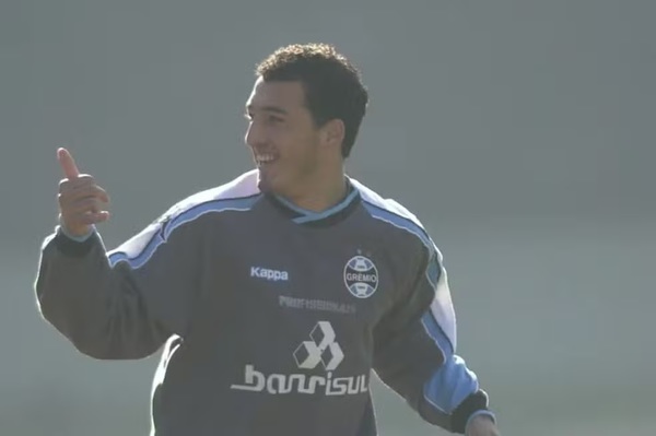 Ex-jogador do Grêmio sofre infarto e está internado em estado grave