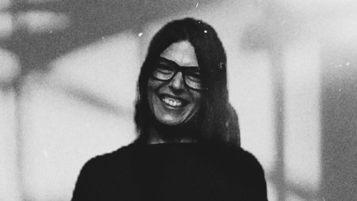 Morre Camila Kfouri, filha de Juca Kfouri, aos 48 anos