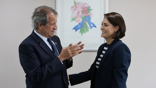 Valdemar Costa Neto e Michelle Bolsonaro alinham futuro do PL