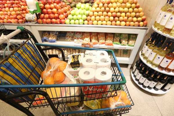 Proibição de bets faz consumo em supermercados crescer até 6,5% no país, diz Abras