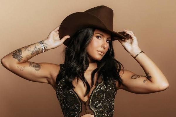Ana Castela cantará o Hino Nacional no GP de São Paulo de 2026 da Fórmula 1