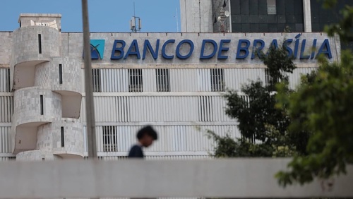 Ex-presidente do BRB diz que Ibaneis Rocha pediu venda ao Banco Master