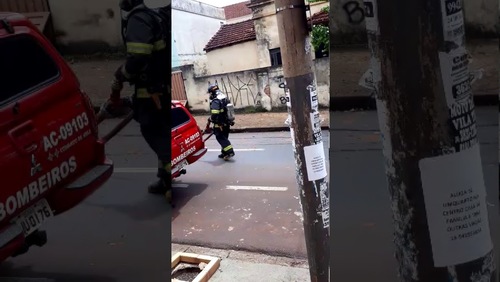 Incêndio atinge casa no Centro de Ribeirão Preto; confira o vídeo