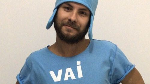 'Vai pa onde?': Meme inspira fantasias e foliões fazem sucesso