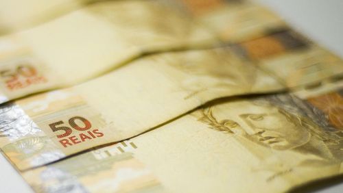 Lei do "coronavoucher" é publicada no Diário Oficial da União