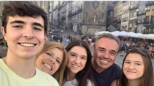 Acusada de tumultuar a ação, Rose Miriam é retirada do inventário de Gugu Liberato