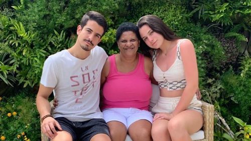 Claudia Raia desabafa após ser culpada pela morte de babá dos filhos