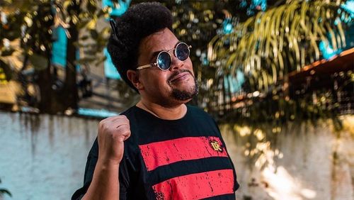 Babu Santana divulga playlist com mais de 7h de artistas negros